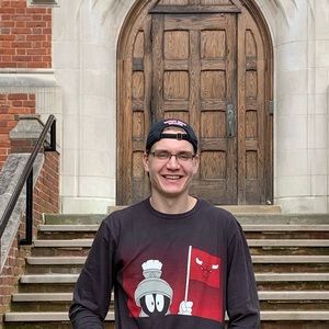 Meet your Posher, Jonathan